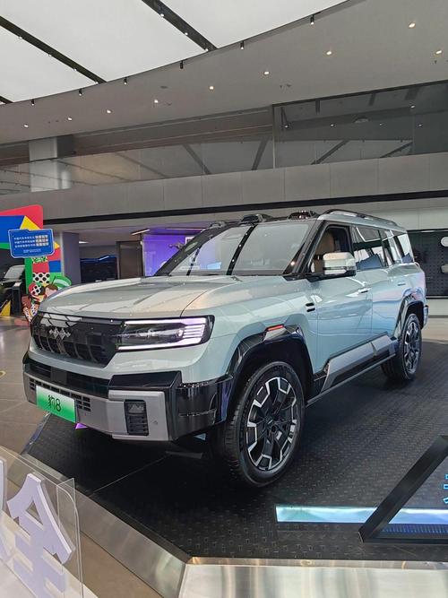 佛山51比亚迪方程豹硬派越野的爆款，英菲尼迪35周年与你共成长